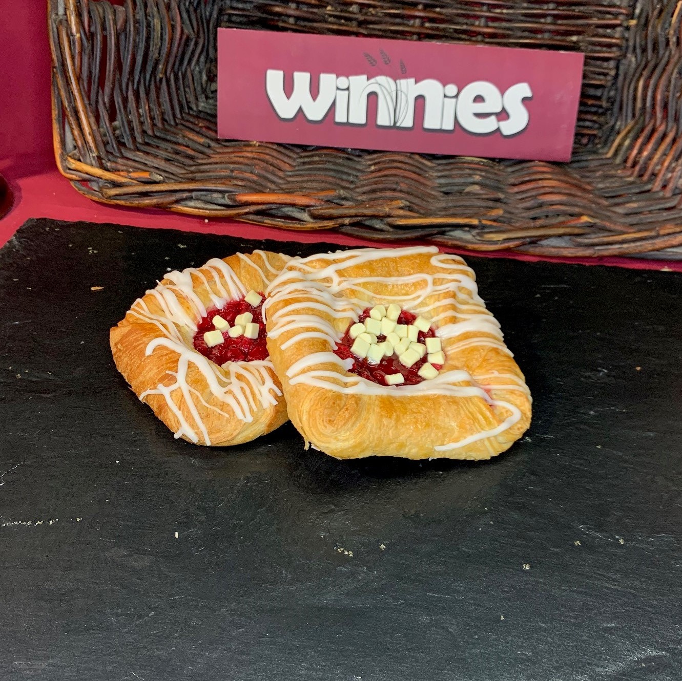 Bd9c5aa9 C8cd 4Aea 9C70 Dbbf2b809c2d